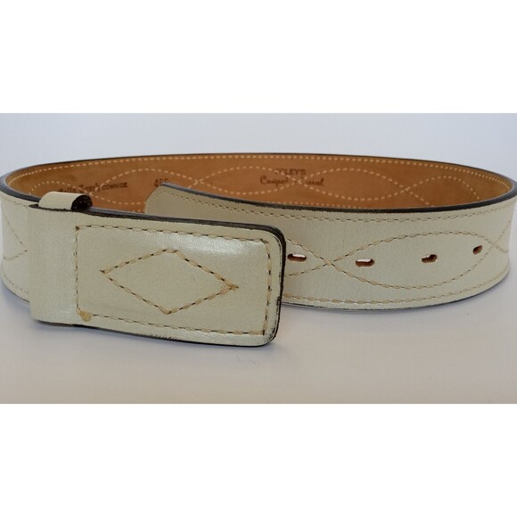 Vintage Ladies Cream Corral Cowhide Leather Belt with Buckle 28 Adjustable